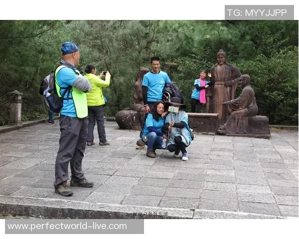 蔡康永与姚明共话上海文化魅力与体育精神的深度交融