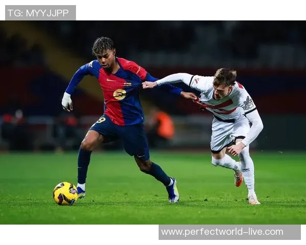 西甲激战：AC米兰狂胜皇马六球引发全场狂欢解析