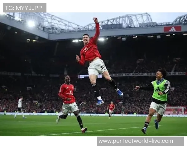 英超惊喜时刻曼联逆转莱比锡全场沸腾历史冷门再现